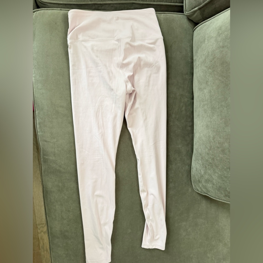 All in Motion Light Pink Ribbed Set - Picture 11 of 13